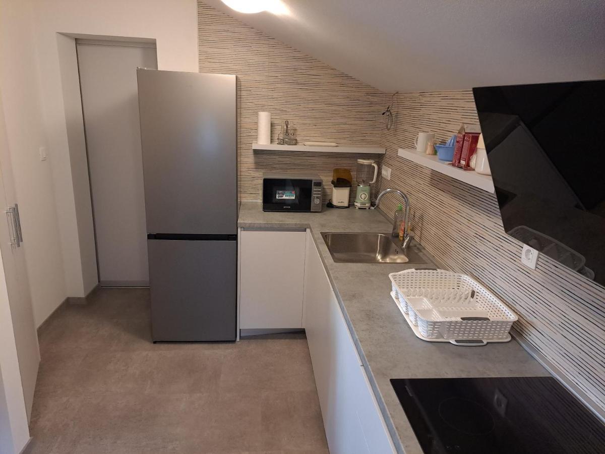 Apartman Vidas Palit Exterior foto