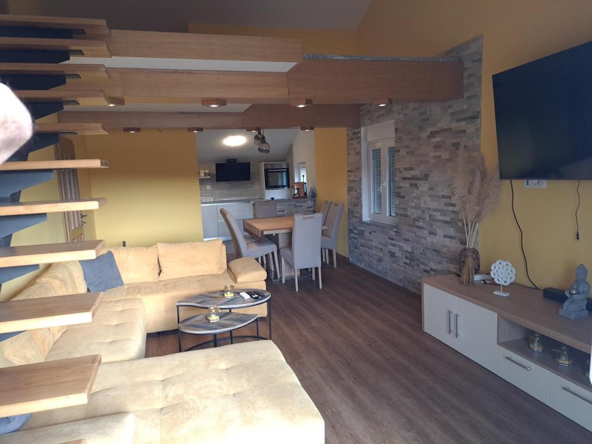 Apartman Vidas Palit Exterior foto